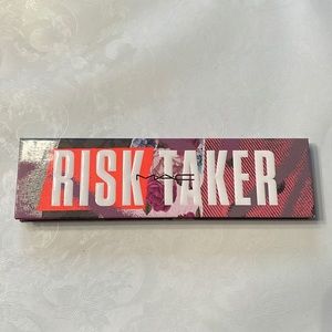 MAC Girls Risk Taker Eyeshadow Palette 🎨